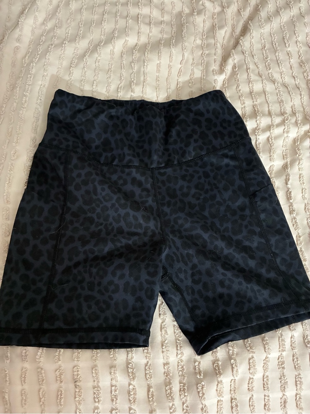Promover brand Women's High-Rise Black Leopard Print Bike Shorts Size M